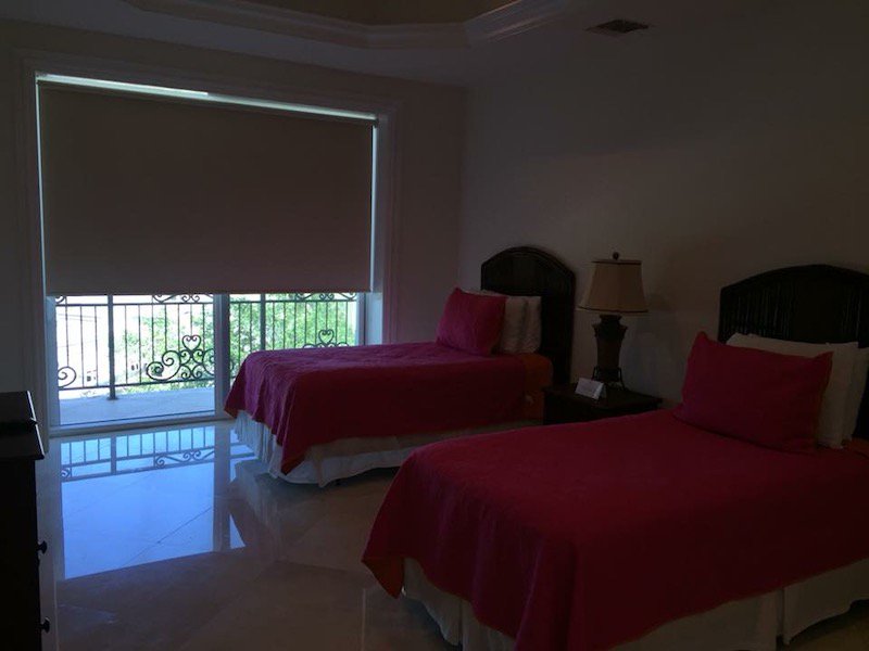 Instalación de Cortinas y Persianas